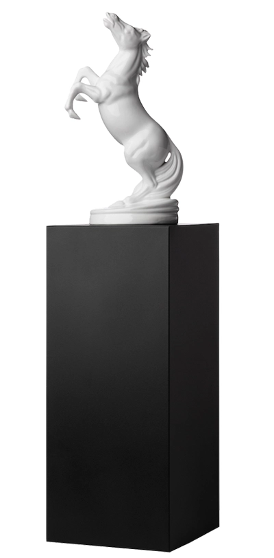 HORSE FIGURE
