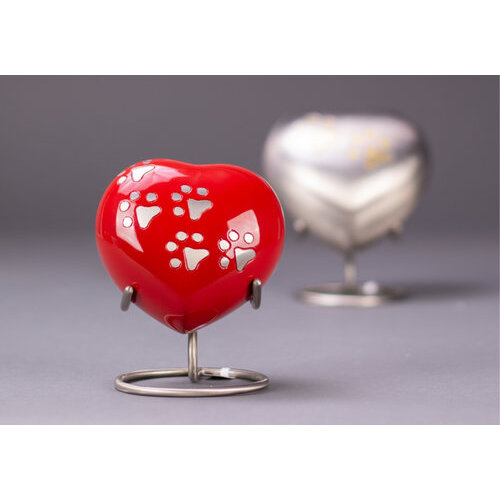 Pet urns