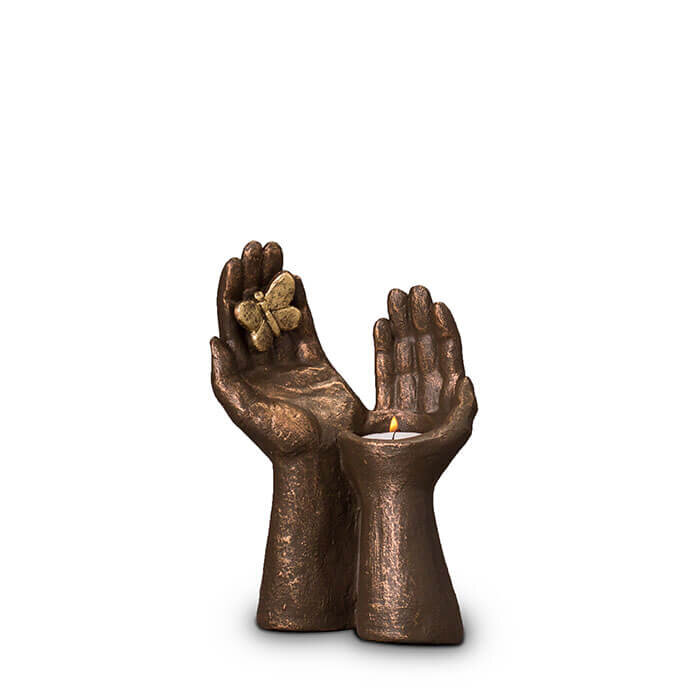 UGK053 AT