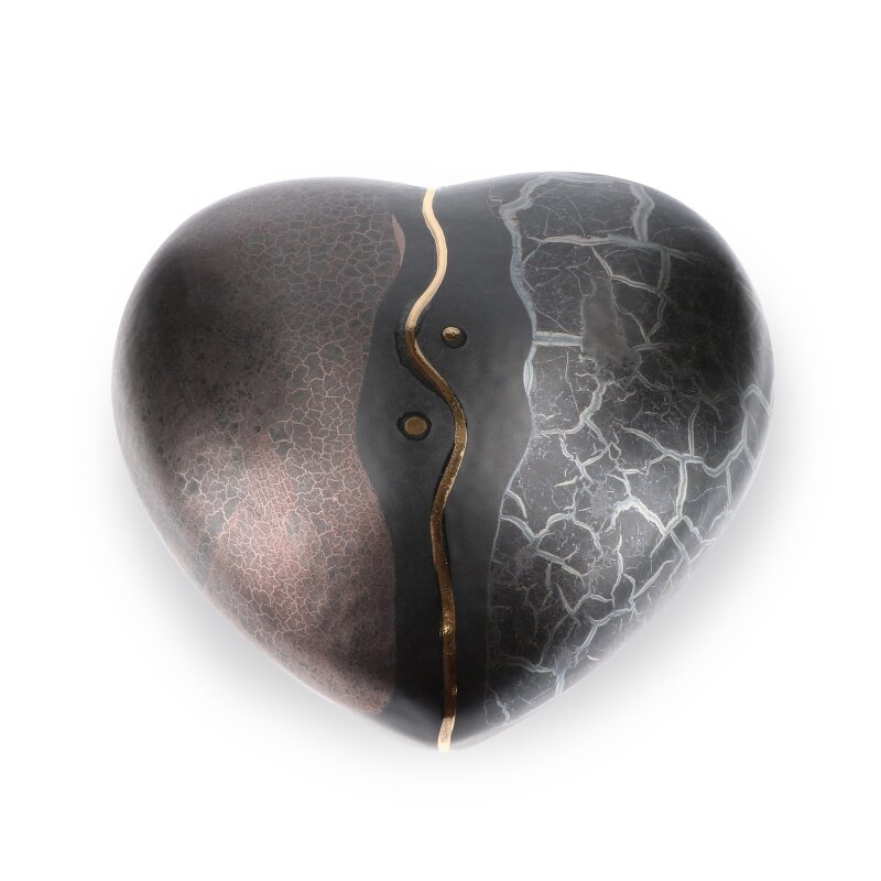 HEART BLACK